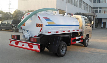 四平地區(qū)吸糞車價(jià)格及選購(gòu)指南